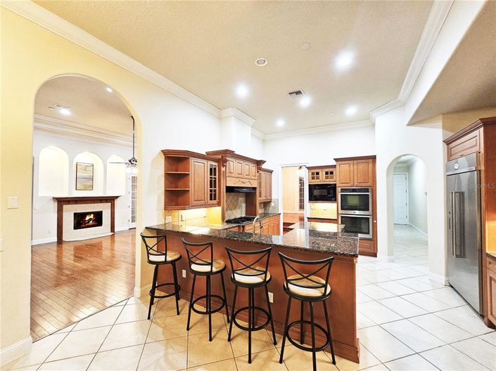 Image No.23-4 Bed Property for sale