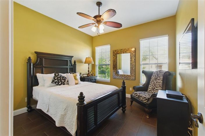 Image No.42-5 Bed Property for sale