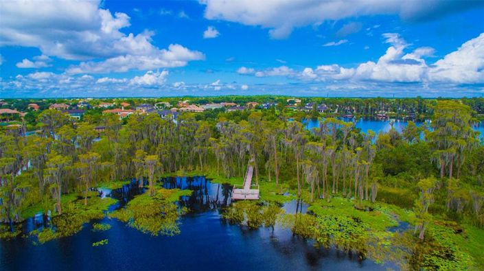 Image No.70-5 Bed Property for sale