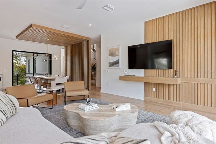 Image No.20-4 Bed Property for sale