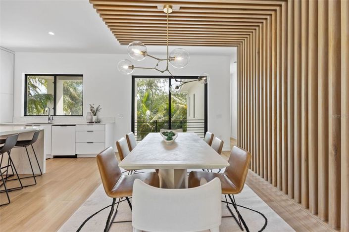 Image No.22-4 Bed Property for sale