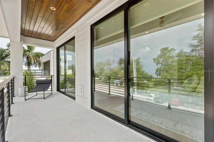 Image No.32-4 Bed Property for sale