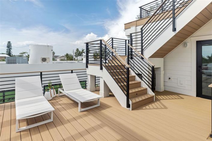 Image No.62-4 Bed Property for sale