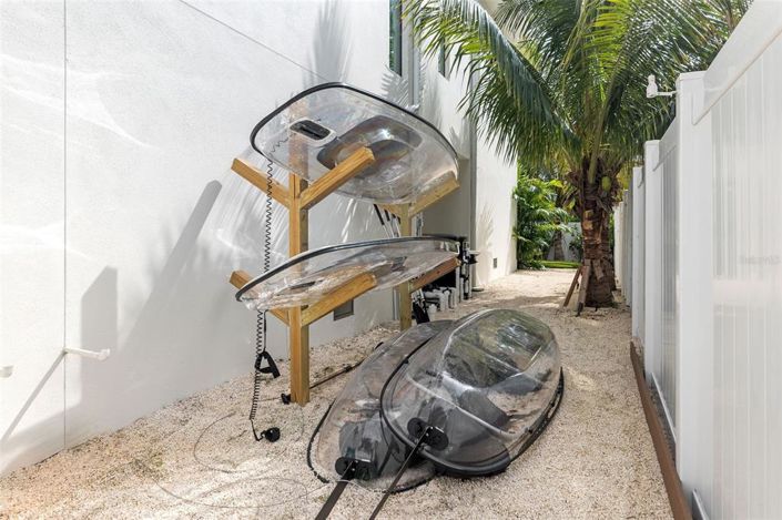 Image No.72-4 Bed Property for sale