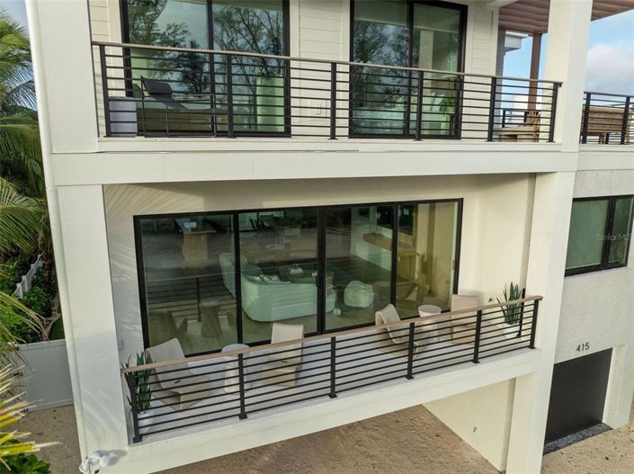 Image No.75-4 Bed Property for sale