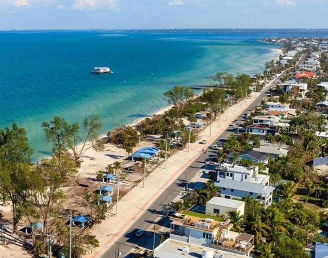 Image No.81-4 Bed Property for sale