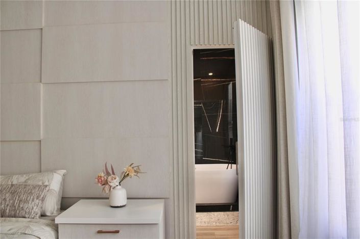 Image No.25-4 Bed Property for sale