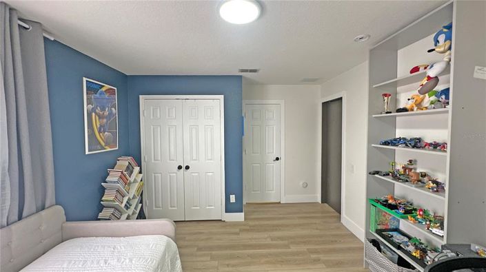 Image No.47-4 Bed Property for sale