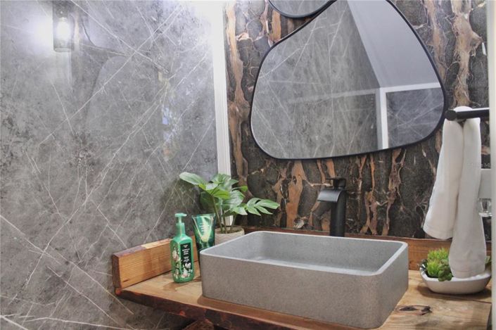 Image No.62-4 Bed Property for sale