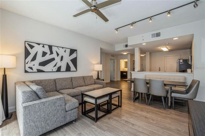 Image No.5-3 Bed Property for sale