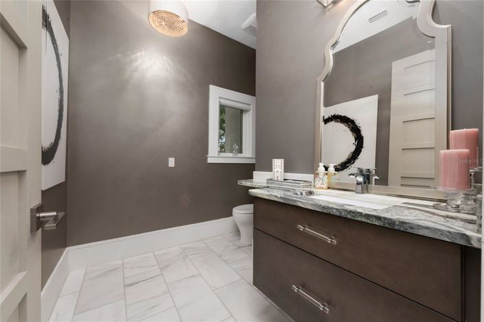 Image No.32-5 Bed Property for sale