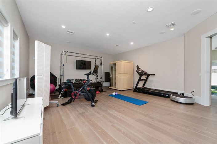 Image No.41-5 Bed Property for sale