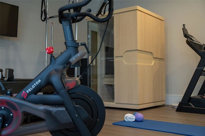 Image No.44-5 Bed Property for sale