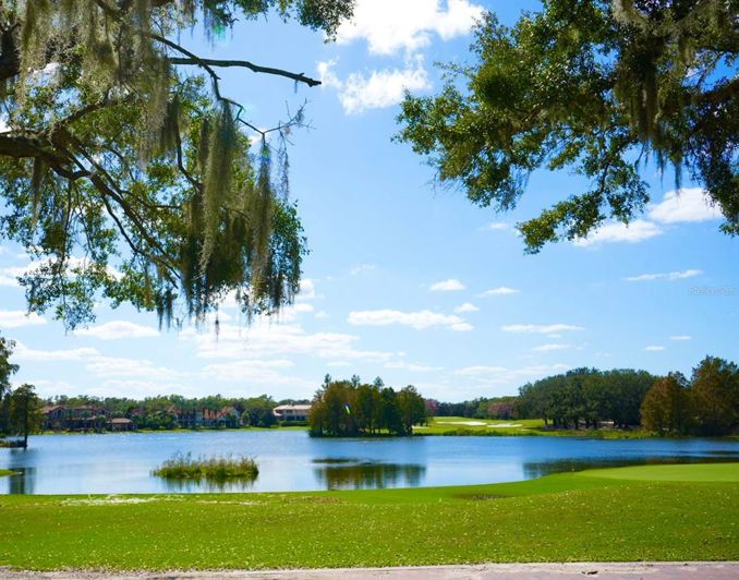 Image No.56-5 Bed Property for sale