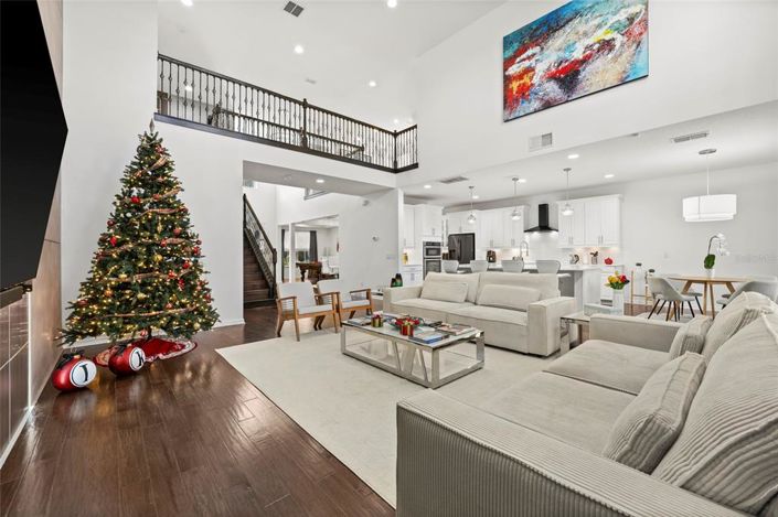 Image No.13-5 Bed Property for sale