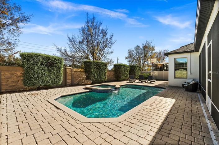 Image No.48-5 Bed Property for sale