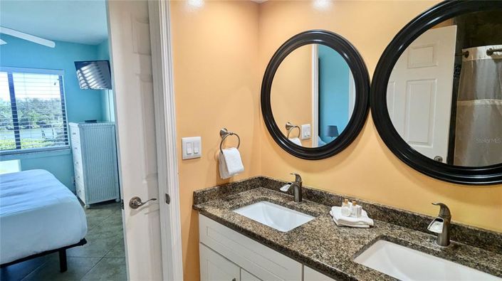 Image No.21-Propriété de 2 chambres à vendre à Floride