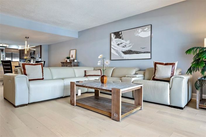 Image No.12-Maison de ville de 2 chambres à vendre à Floride