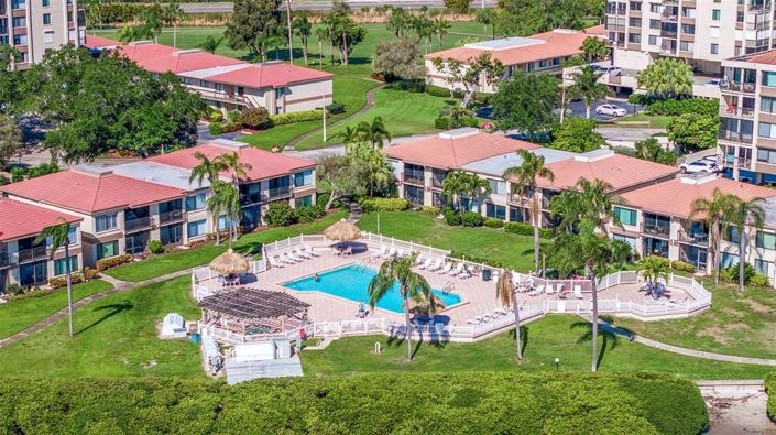 Image No.24-2 Bed Property for sale