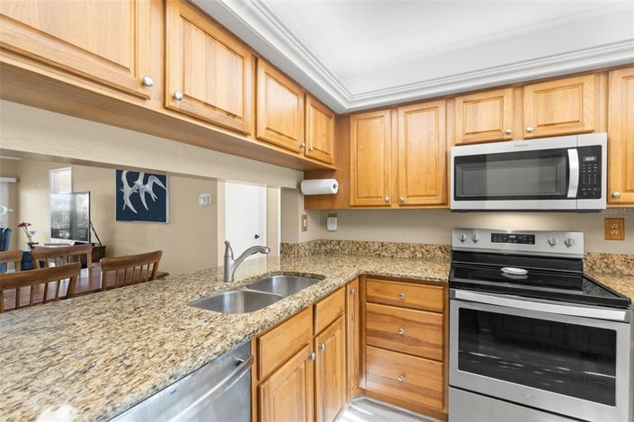 Image No.9-2 Bed Property for sale