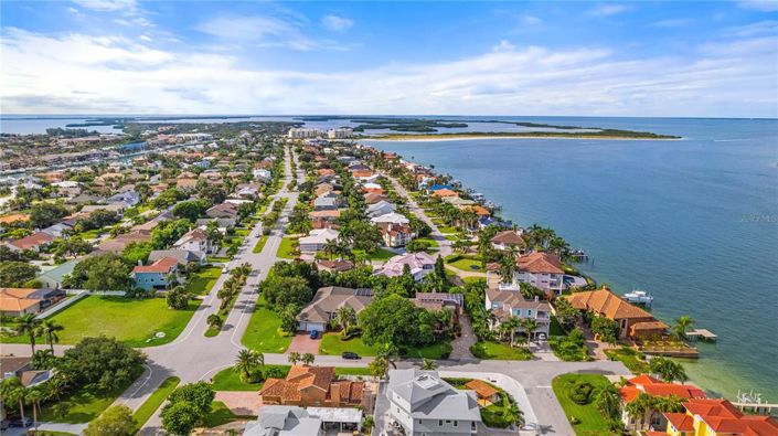 Image No.21-4 Bed Property for sale