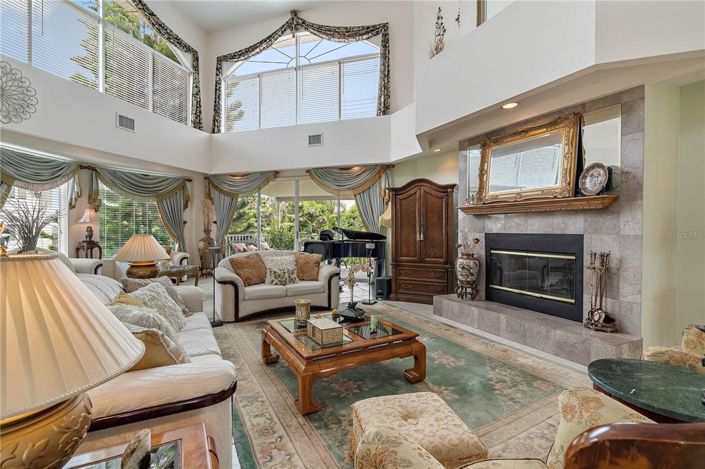 Image No.35-4 Bed Property for sale