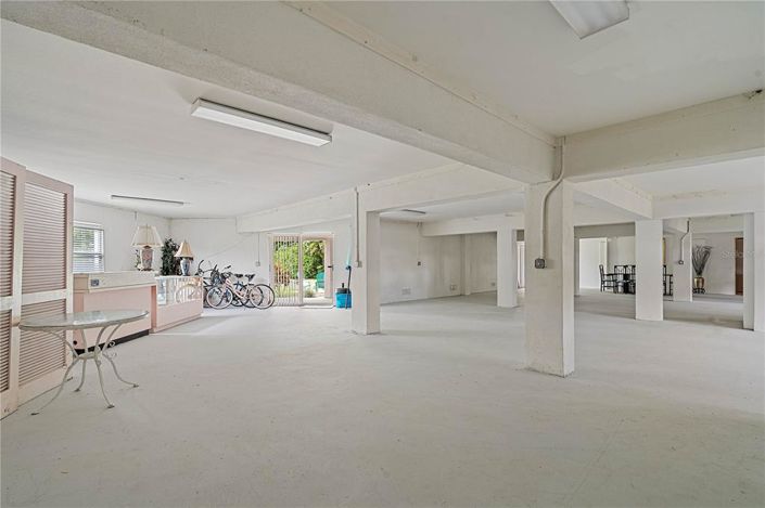 Image No.88-4 Bed Property for sale