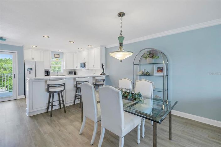 Image No.15-2 Bed Property for sale