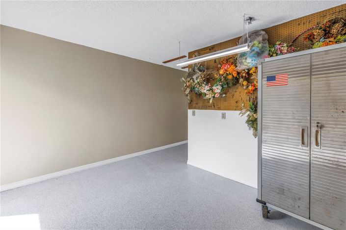 Image No.31-2 Bed Property for sale