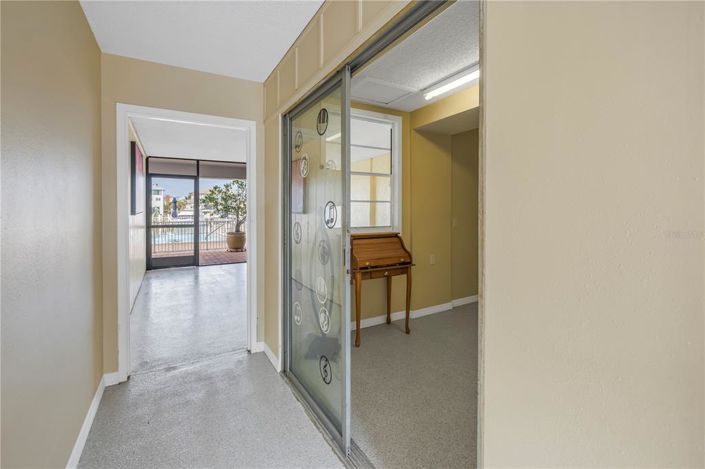 Image No.33-2 Bed Property for sale