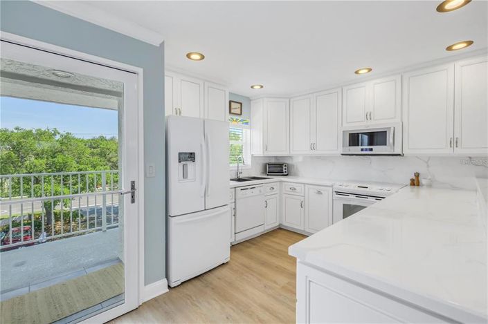 Image No.4-2 Bed Property for sale