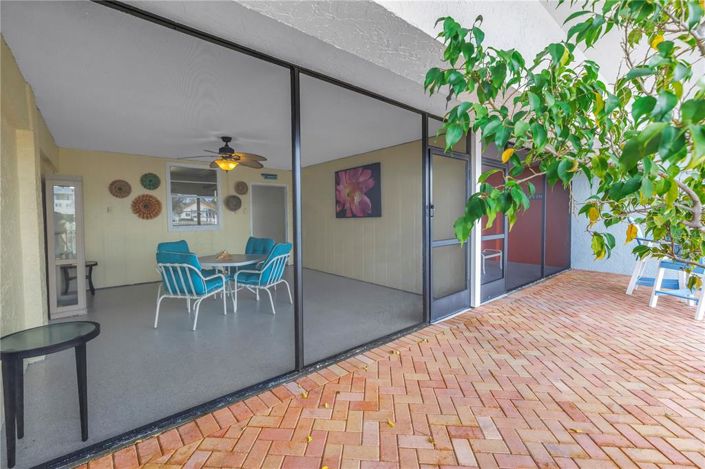 Image No.41-2 Bed Property for sale