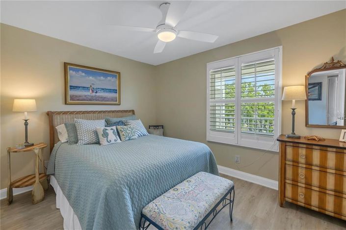 Image No.8-2 Bed Property for sale