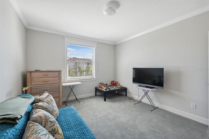 Image No.31-5 Bed Property for sale