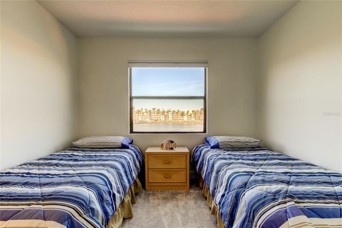 Image No.24-3 Bed Townhouse for sale