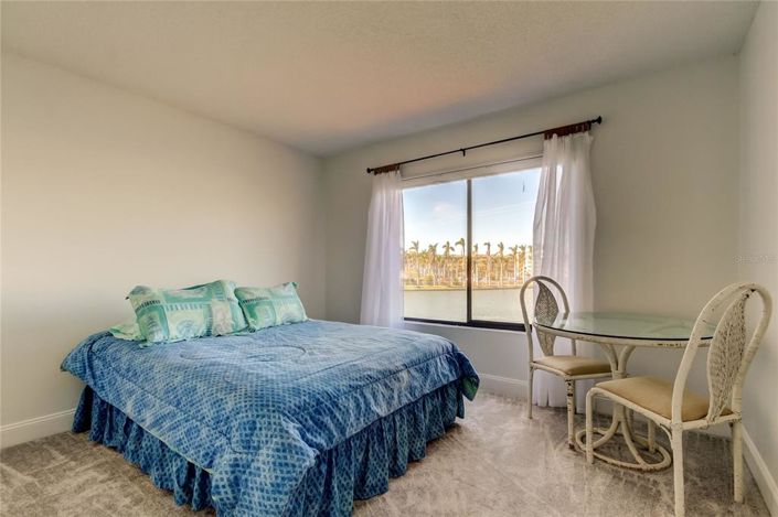 Image No.26-3 Bed Townhouse for sale