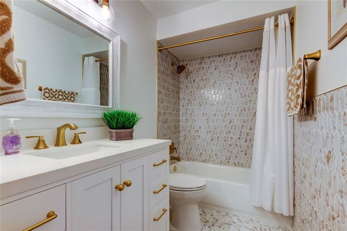 Image No.28-3 Bed Townhouse for sale