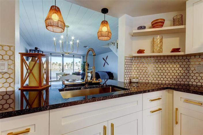 Image No.9-3 Bed Townhouse for sale