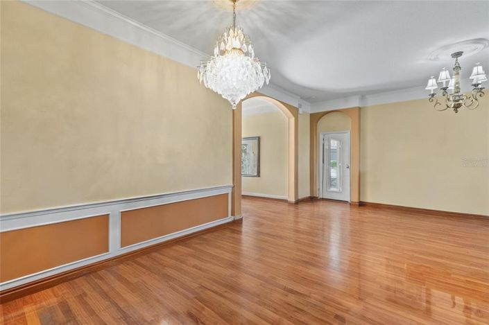 Image No.30-4 Bed Property for sale