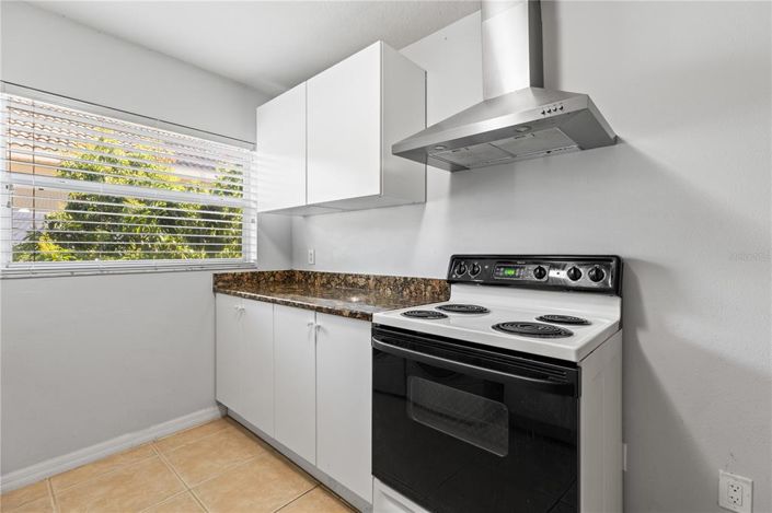 Image No.34-4 Bed Property for sale