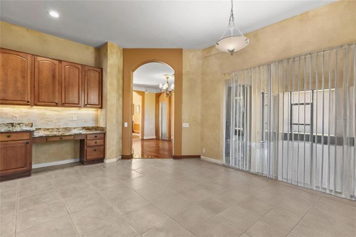 Image No.38-4 Bed Property for sale