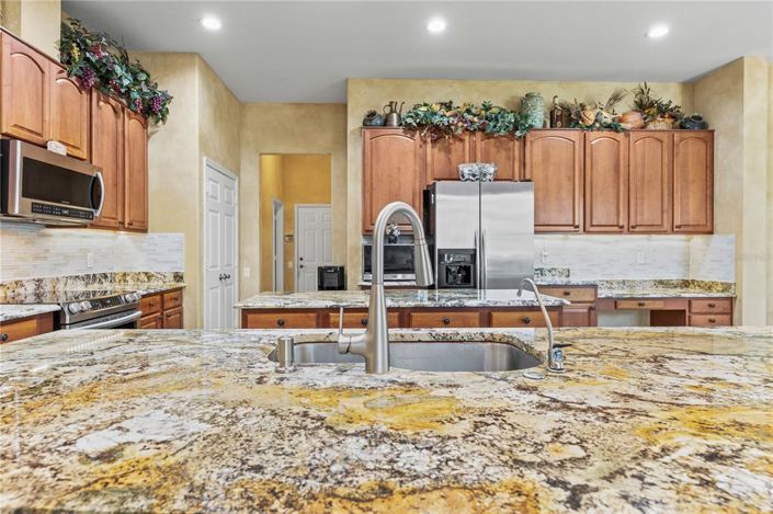 Image No.42-4 Bed Property for sale