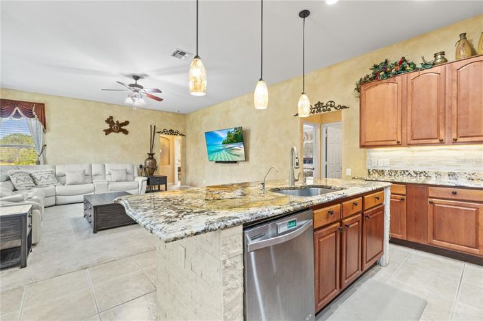 Image No.43-4 Bed Property for sale