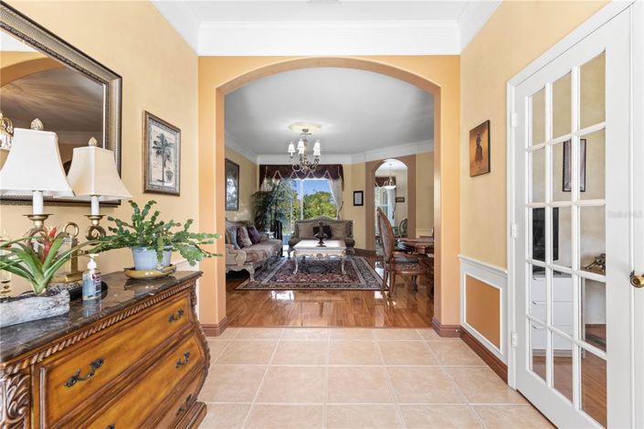 Image No.5-4 Bed Property for sale