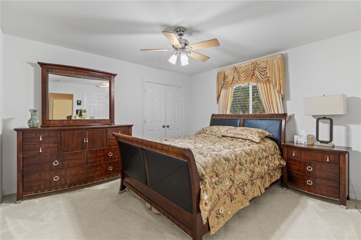 Image No.57-4 Bed Property for sale