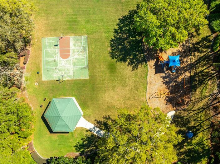 Image No.80-4 Bed Property for sale