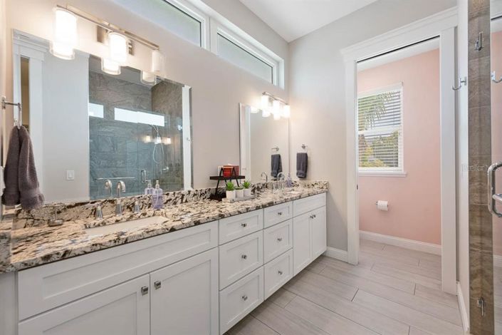 Image No.25-Propriété de 4 chambres à vendre à Holmes Beach