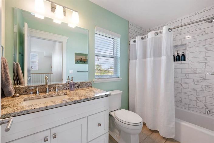 Image No.38-Propriété de 4 chambres à vendre à Holmes Beach