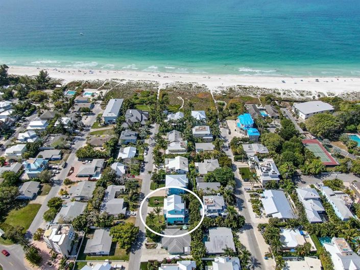 Image No.4-Propriété de 4 chambres à vendre à Holmes Beach