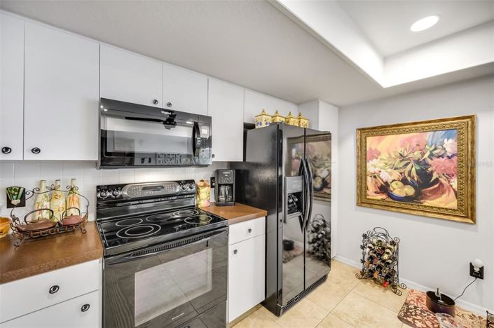 Image No.14-2 Bed Townhouse for sale